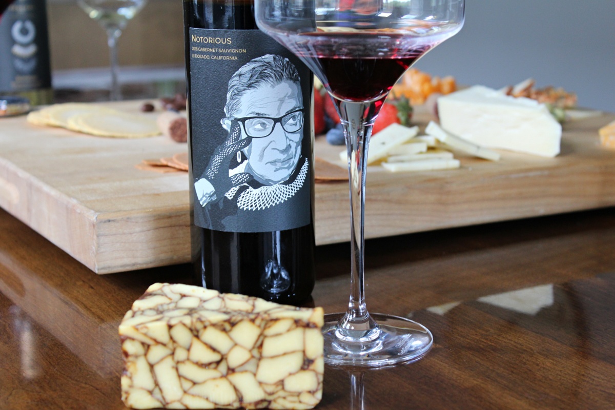 Best Tips For Hosting A Cheese and Wine Tasting 