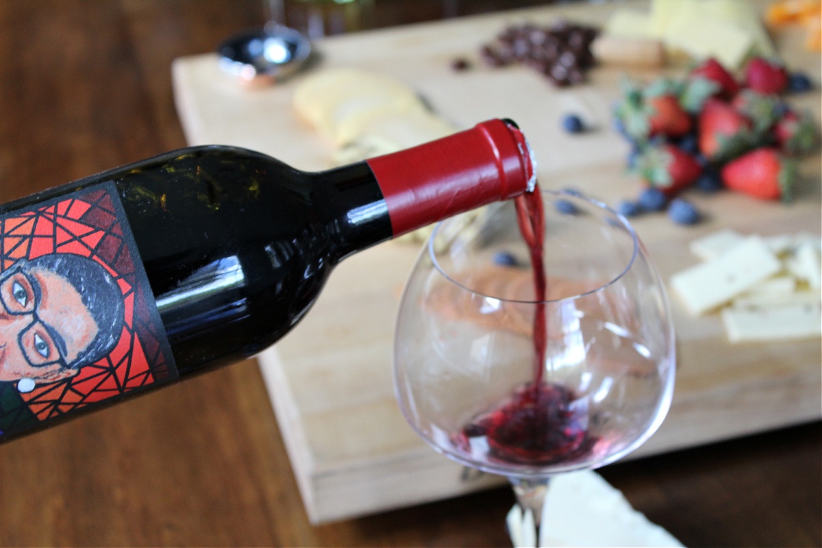 Tips For Hosting A Wine and Cheese Tasting Party