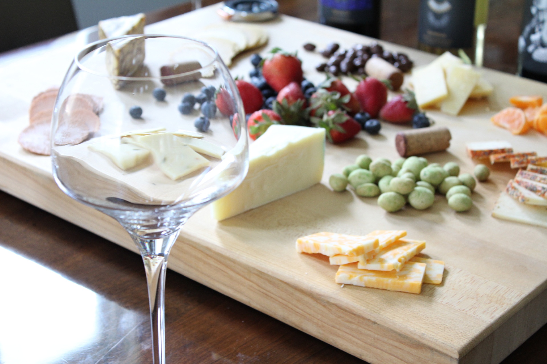 Hosting A Cheese and Wine Tasting Party