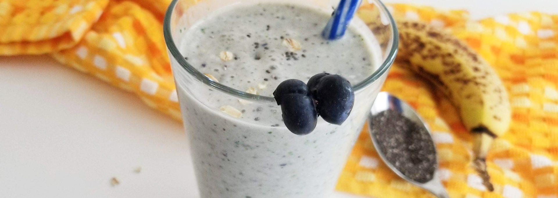 Blueberry Banana Oats Smoothie