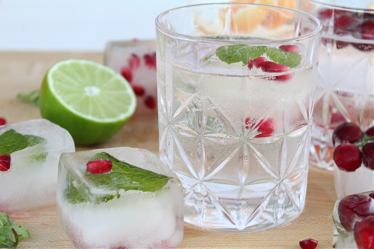 The Best Tequila Spritzer + Infused Ice Cubes For Your Tequila