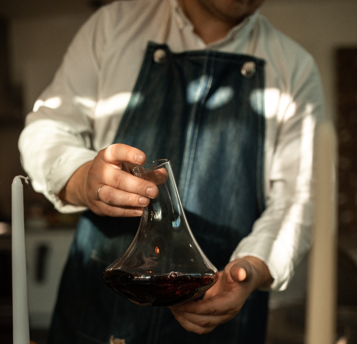 What is decanting wine