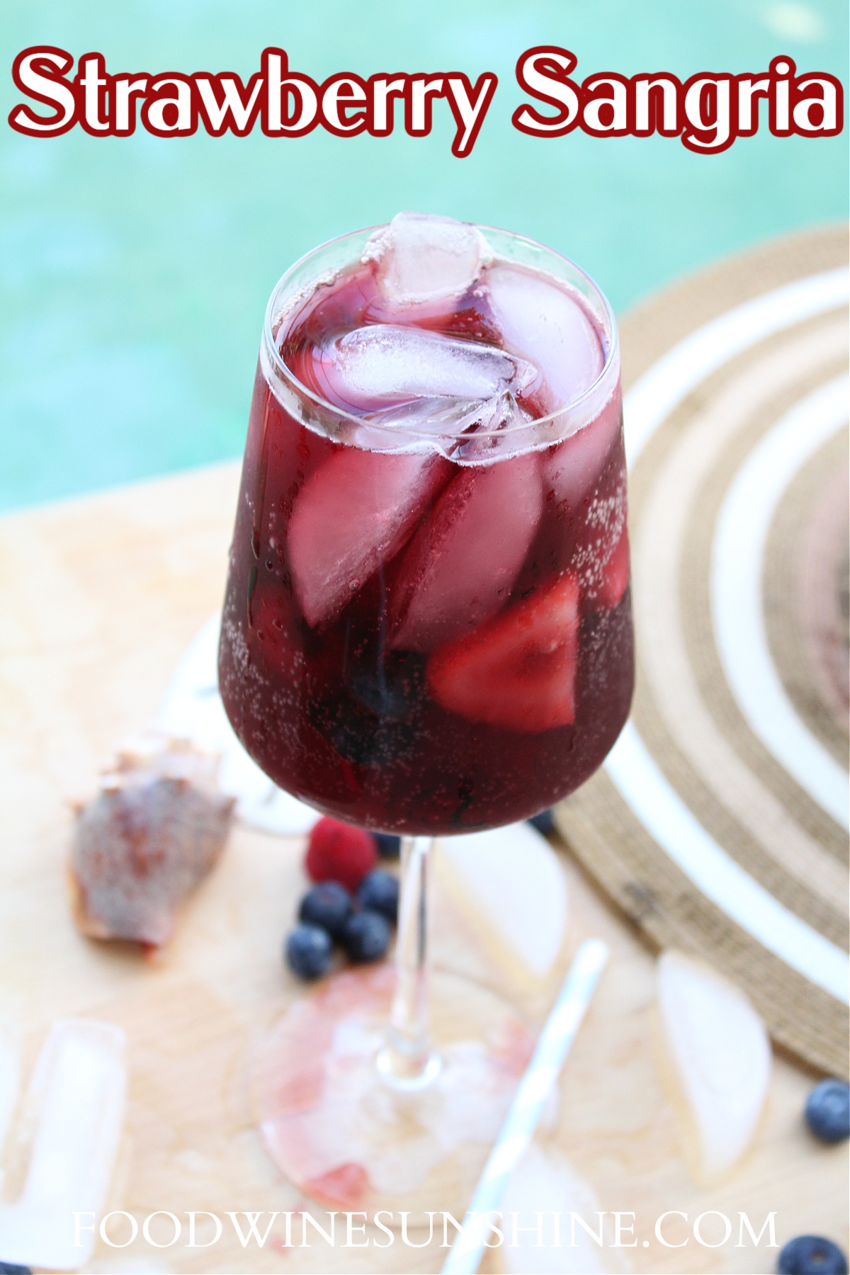 How to make Strawberry Sangria 