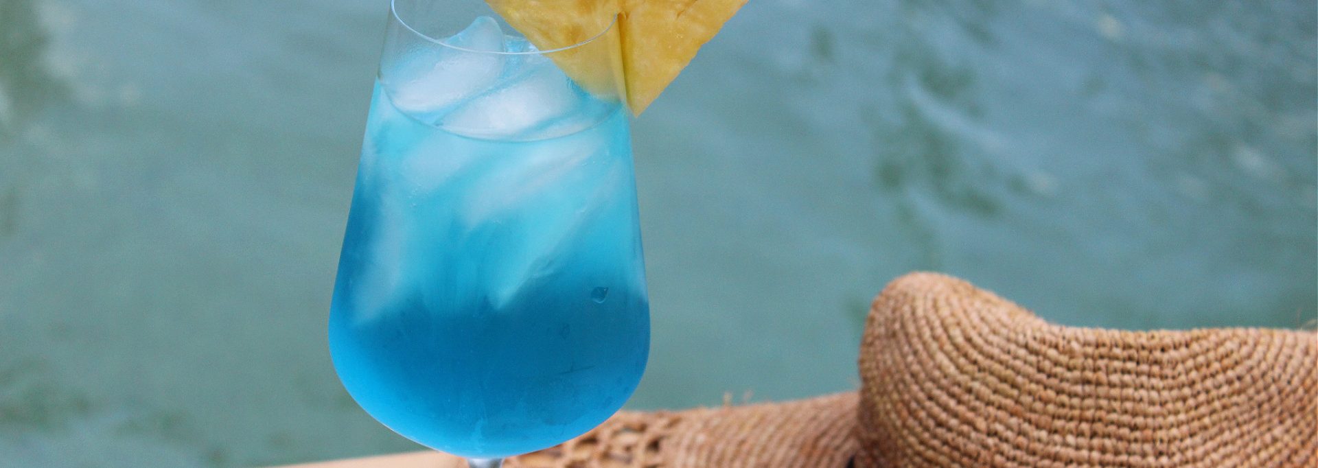 blue wine cocktail