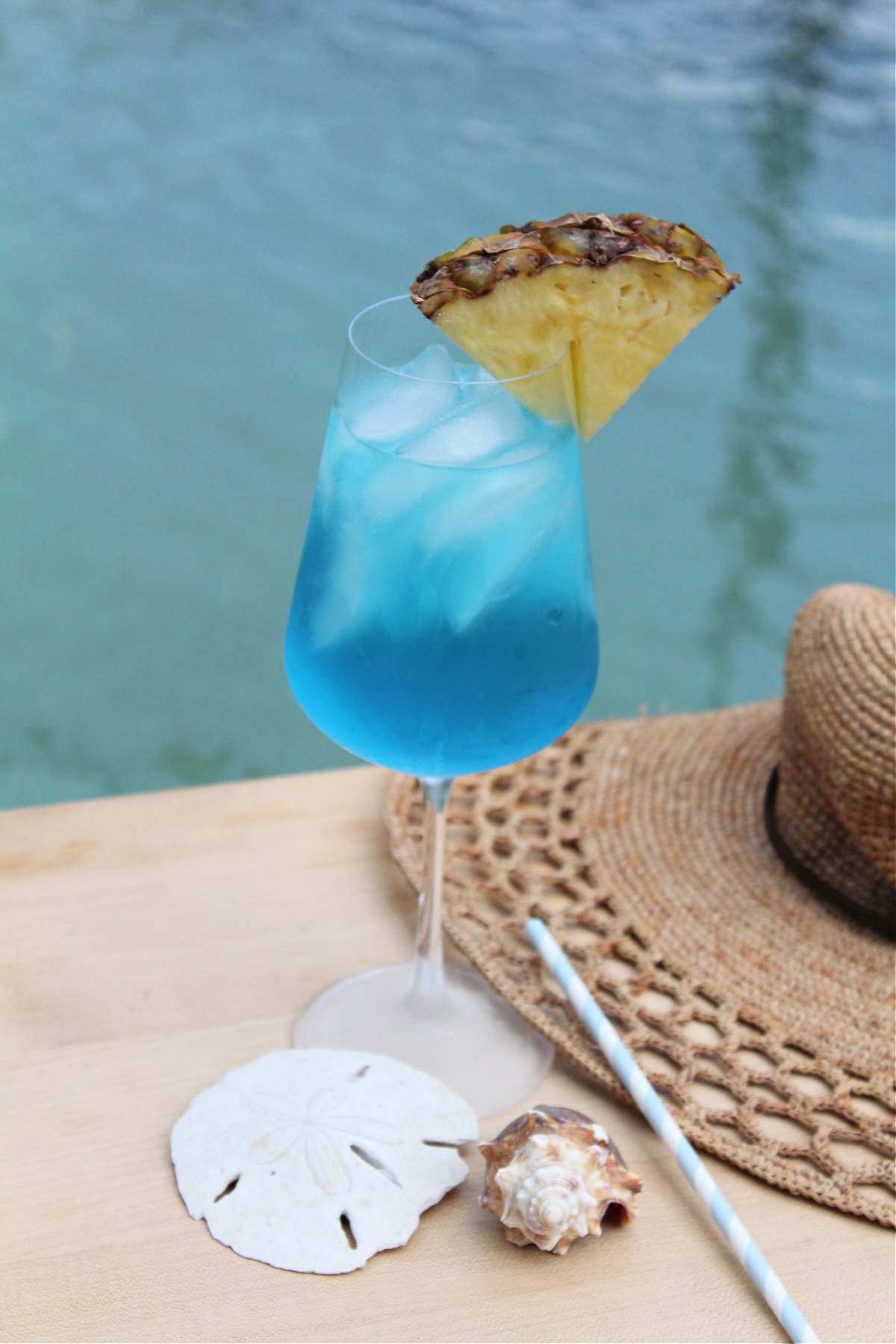 Easy Ocean Waves Vodka Wine Cocktail