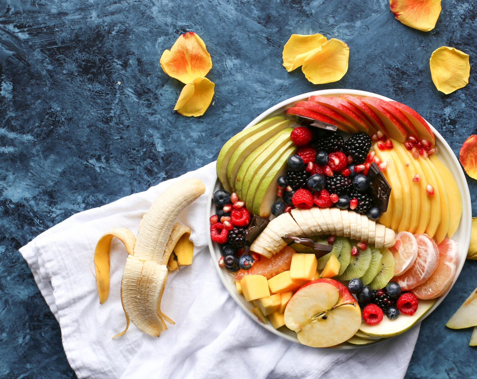 What are the benefits of eating fruit