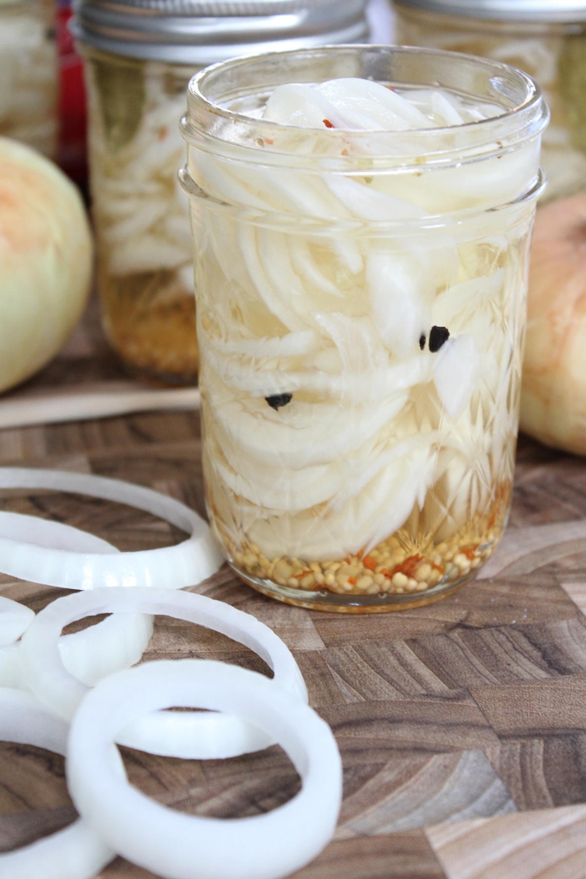 How to Pickle Onions