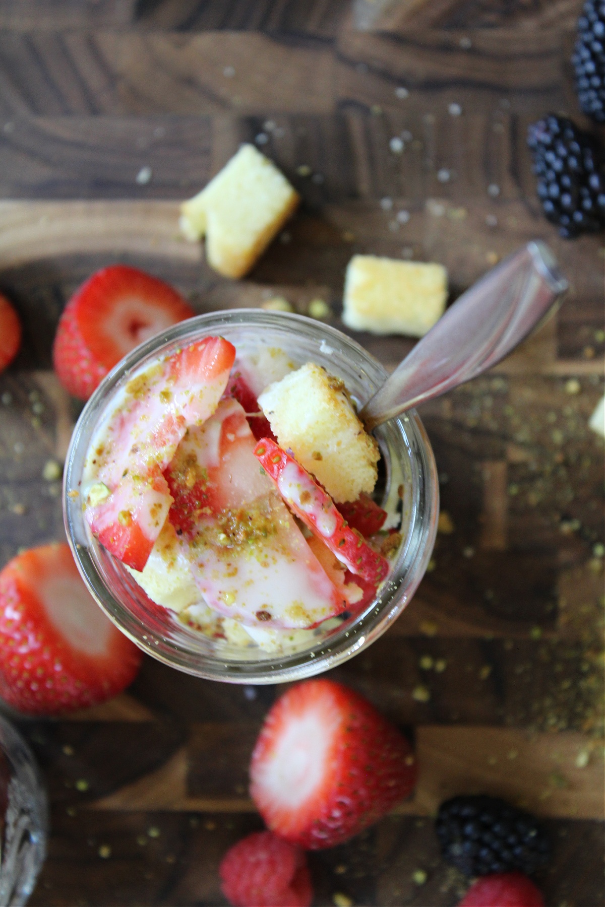 Tasty Berry Trifle with yogurt sauce