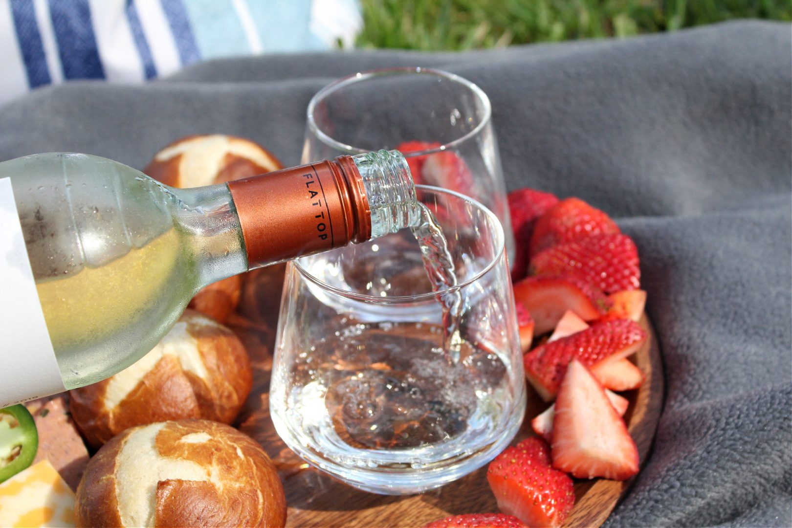 Best Picnic Wines For Under 15 Summer Wines