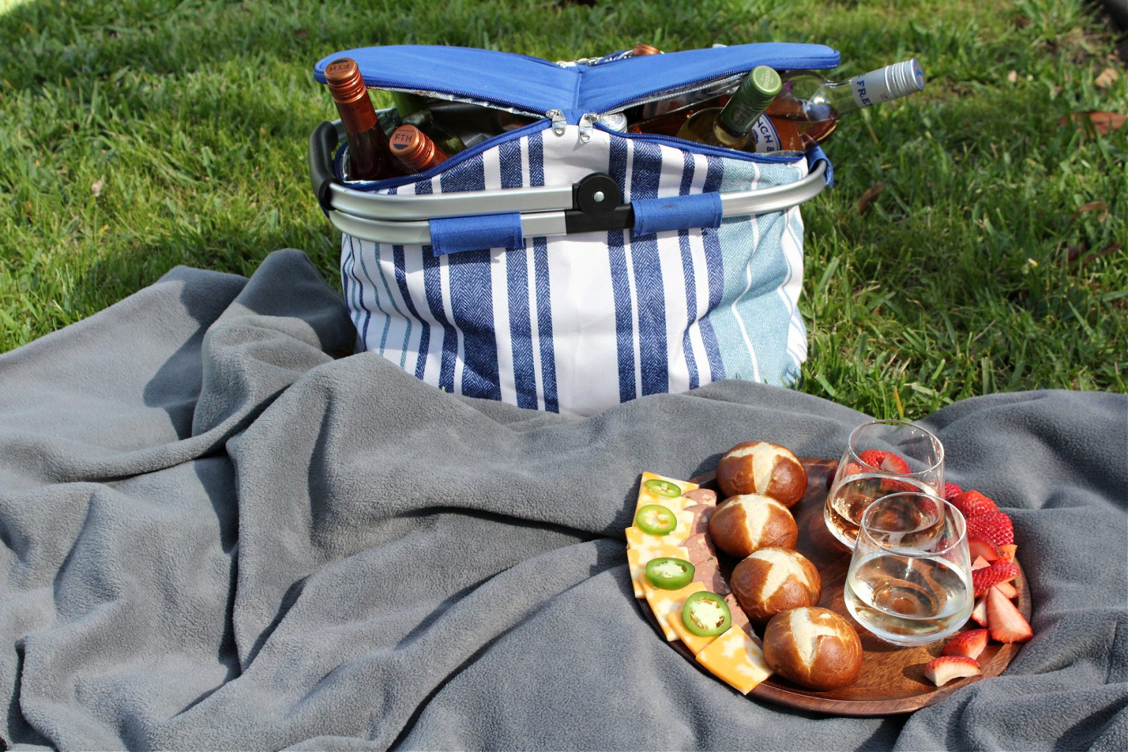 Best Picnic Wines For Under 15 Summer Wines