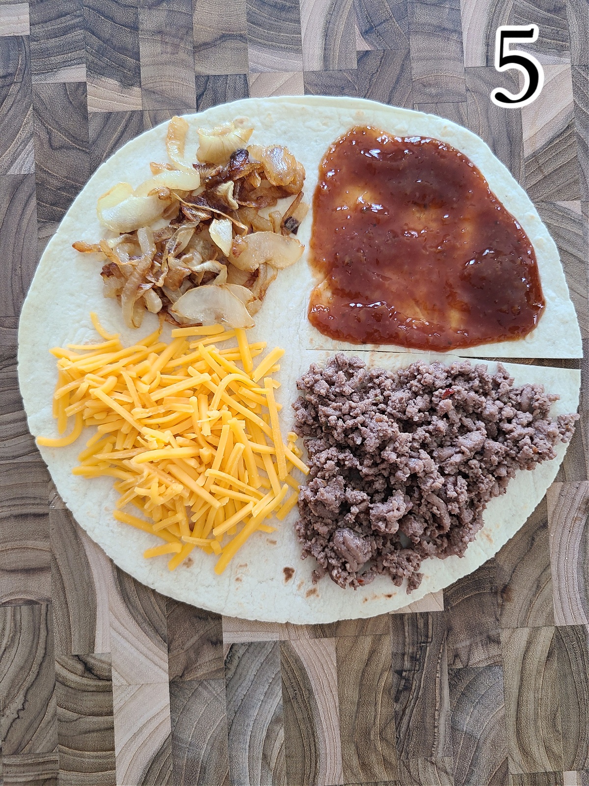 How to make BBQ Cheeseburger Folded Tortilla Wraps