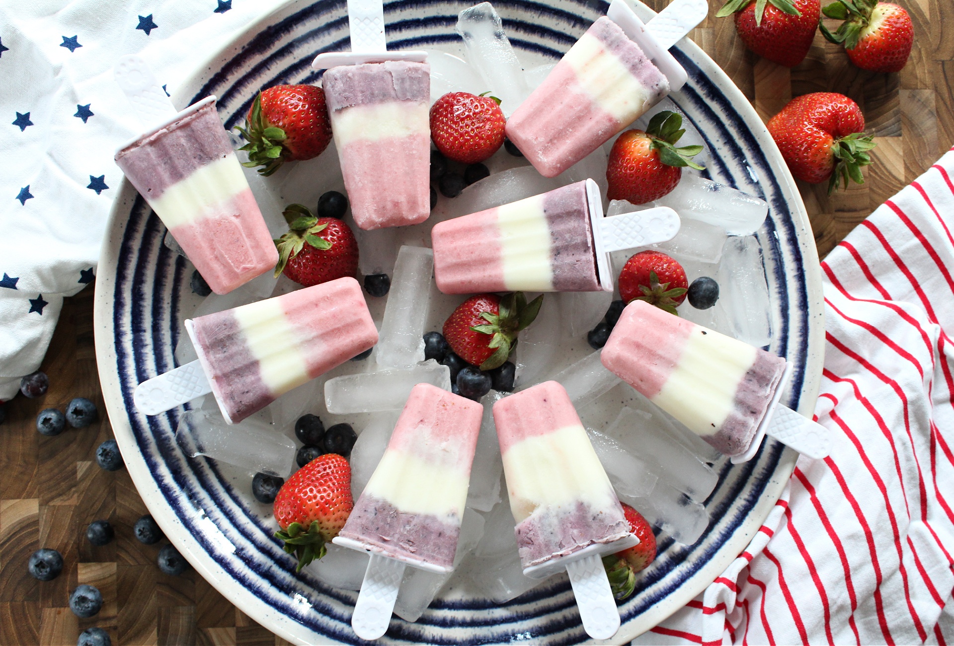 How to make Red White and Blue Popsicles with yogurt and fruit