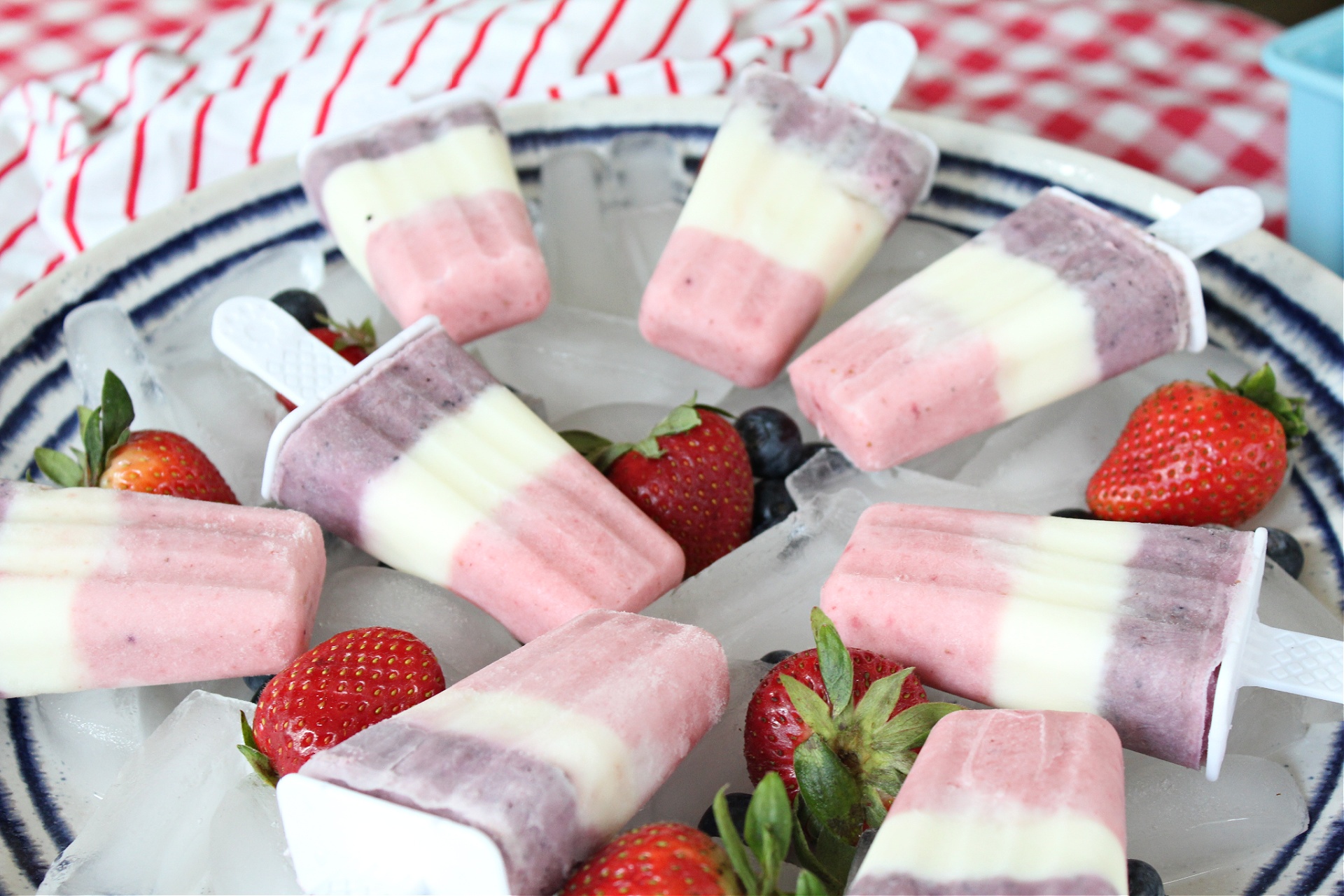 How to make Red White and Blue Popsicles with yogurt