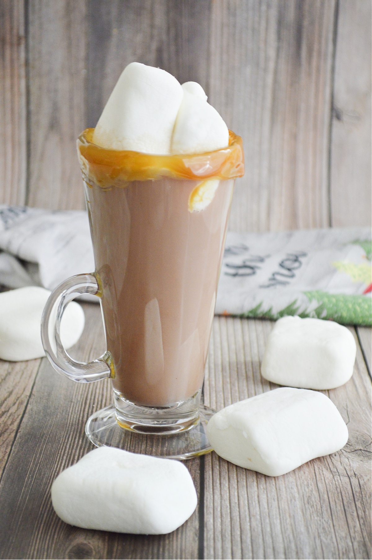 easy boozy hot chocolate