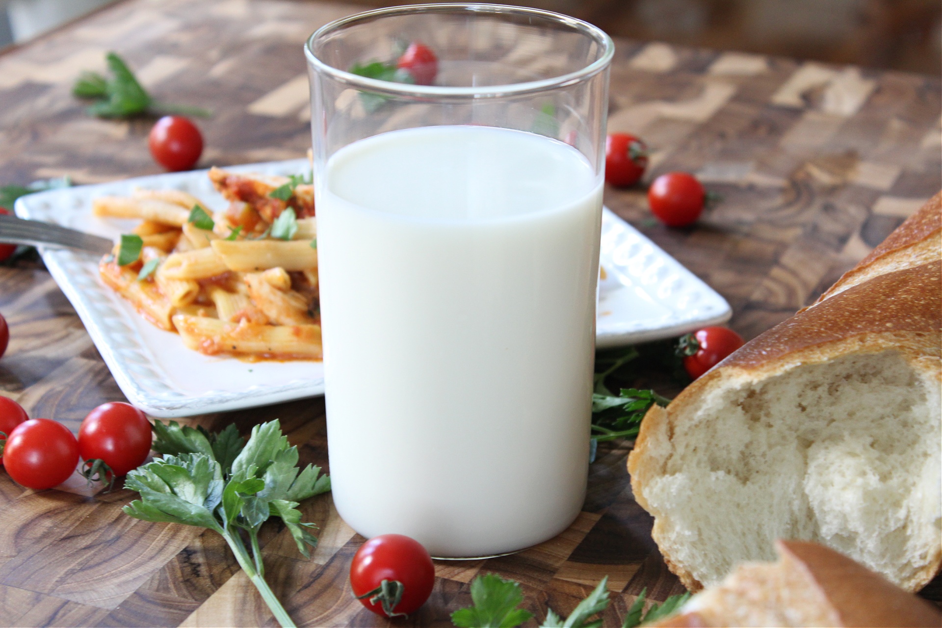 Best Crockpot creamy chicken pasta