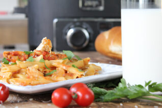 slow cooker creamy chicken pasta