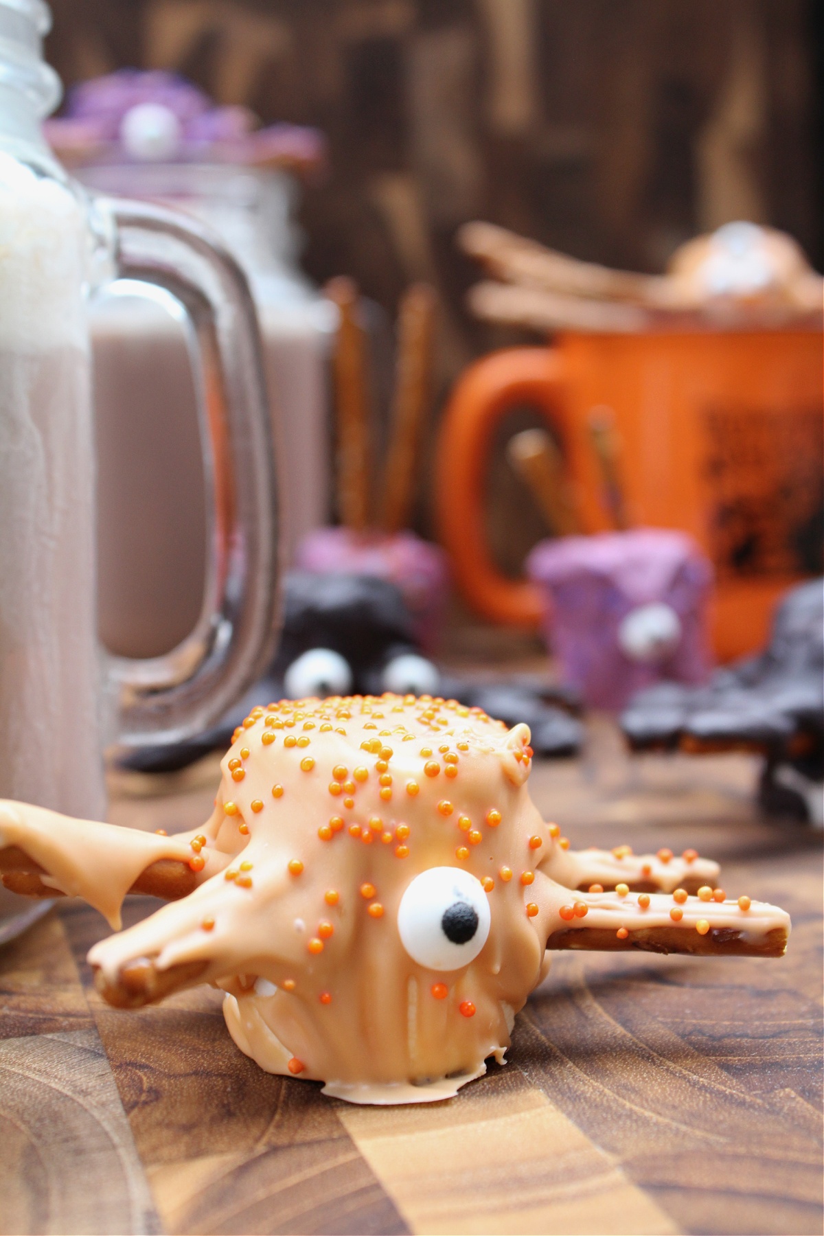 Halloween Marshmallow Spiders with pretzel legs