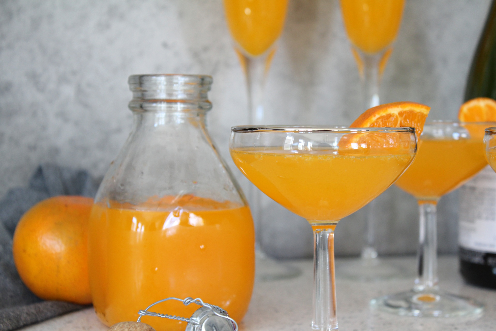 How to make Tangerine Mimosas