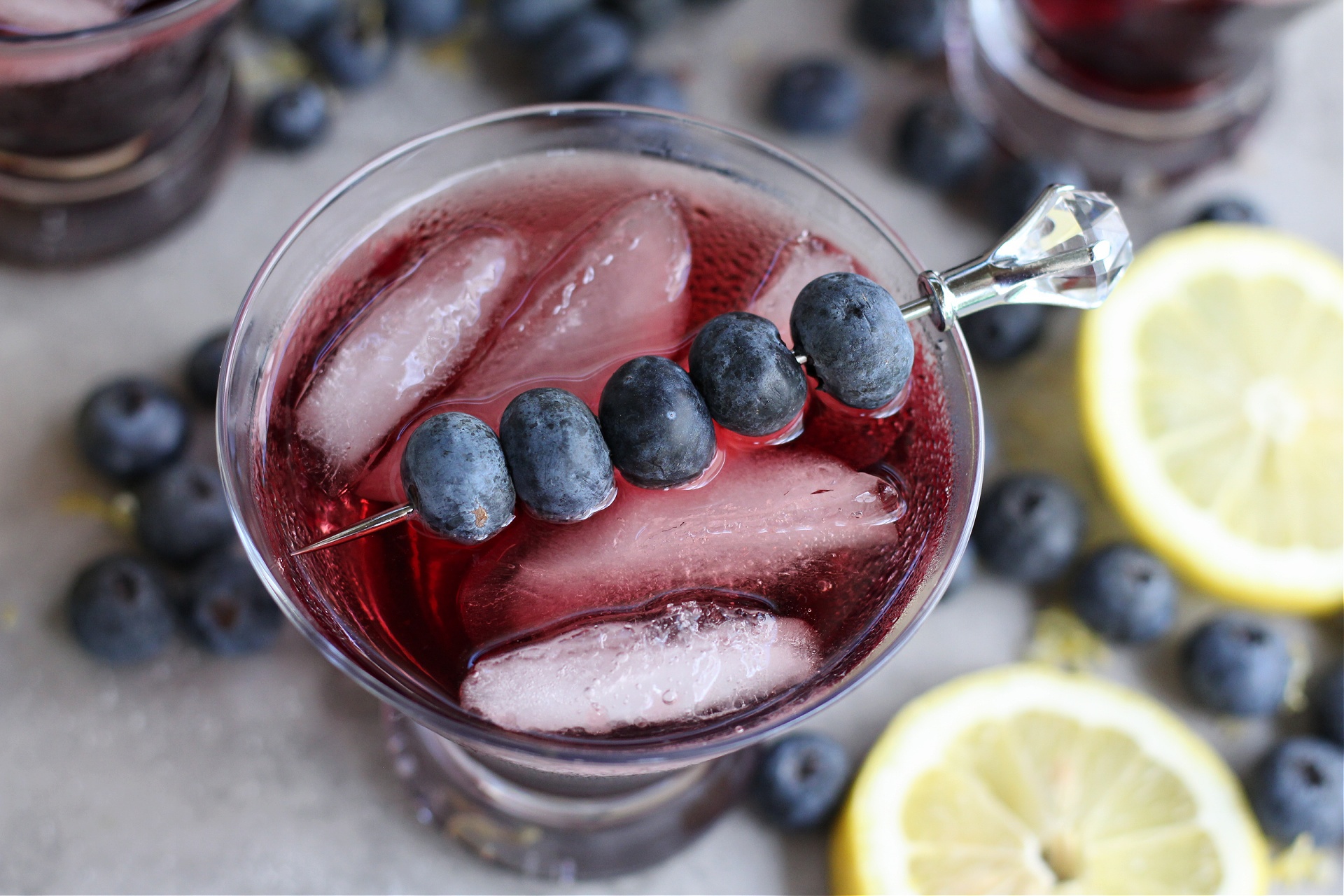 Tasty Blueberry Wine Cocktail