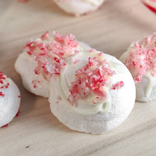 Christmas Meringues