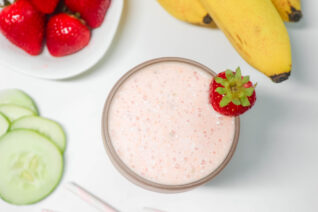 Carrot Cucumber Strawberry Smoothie