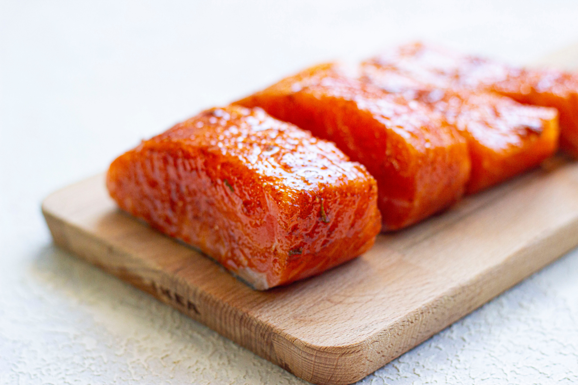 Easy Balsamic Glazed Salmon 