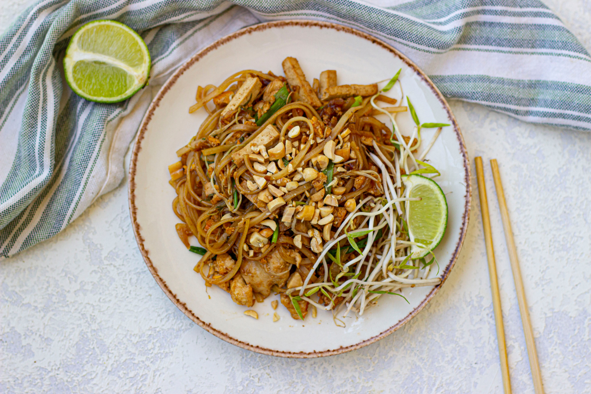 How to make chicken pad thai