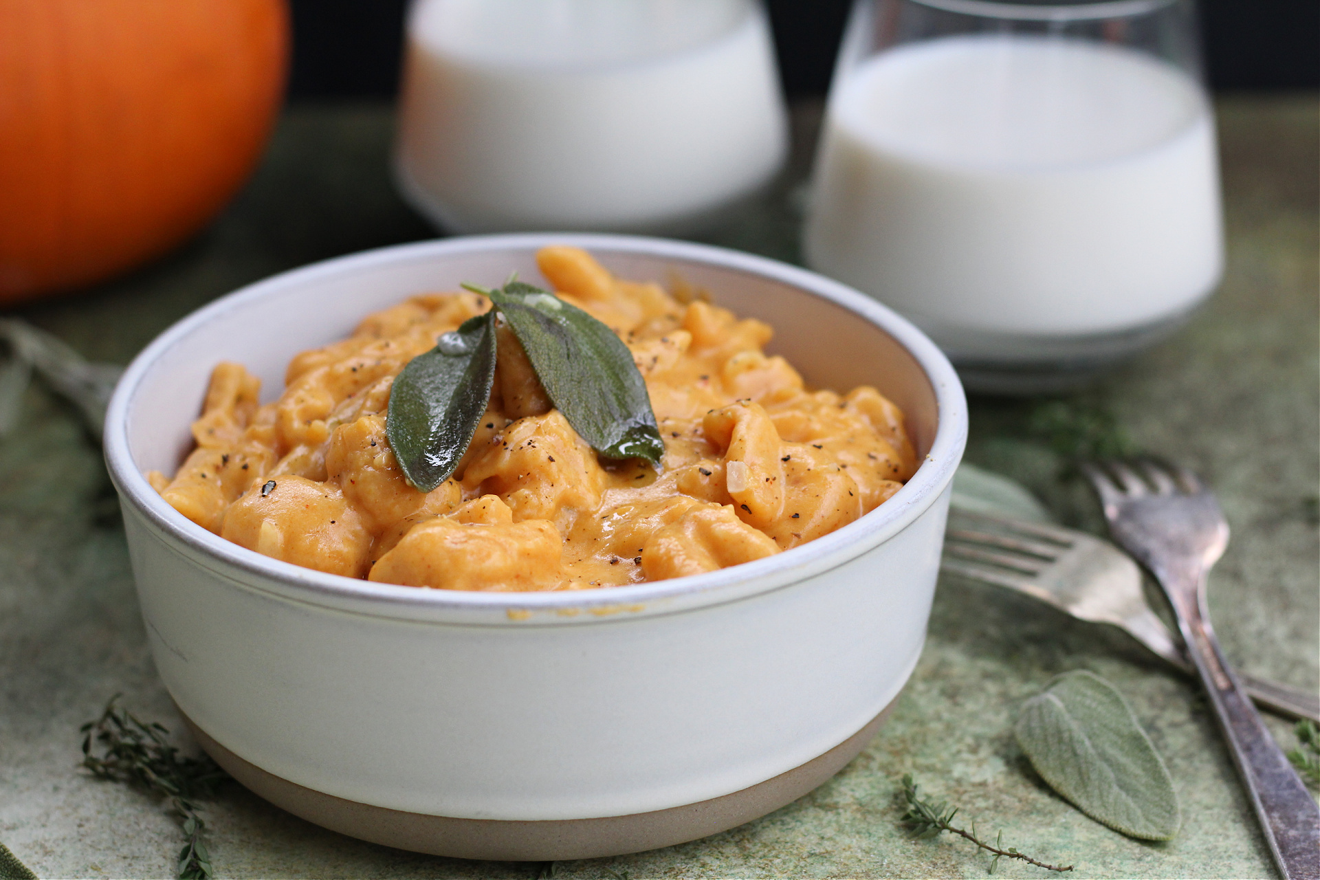 One pot Pumpkin Macaroni and Cheese