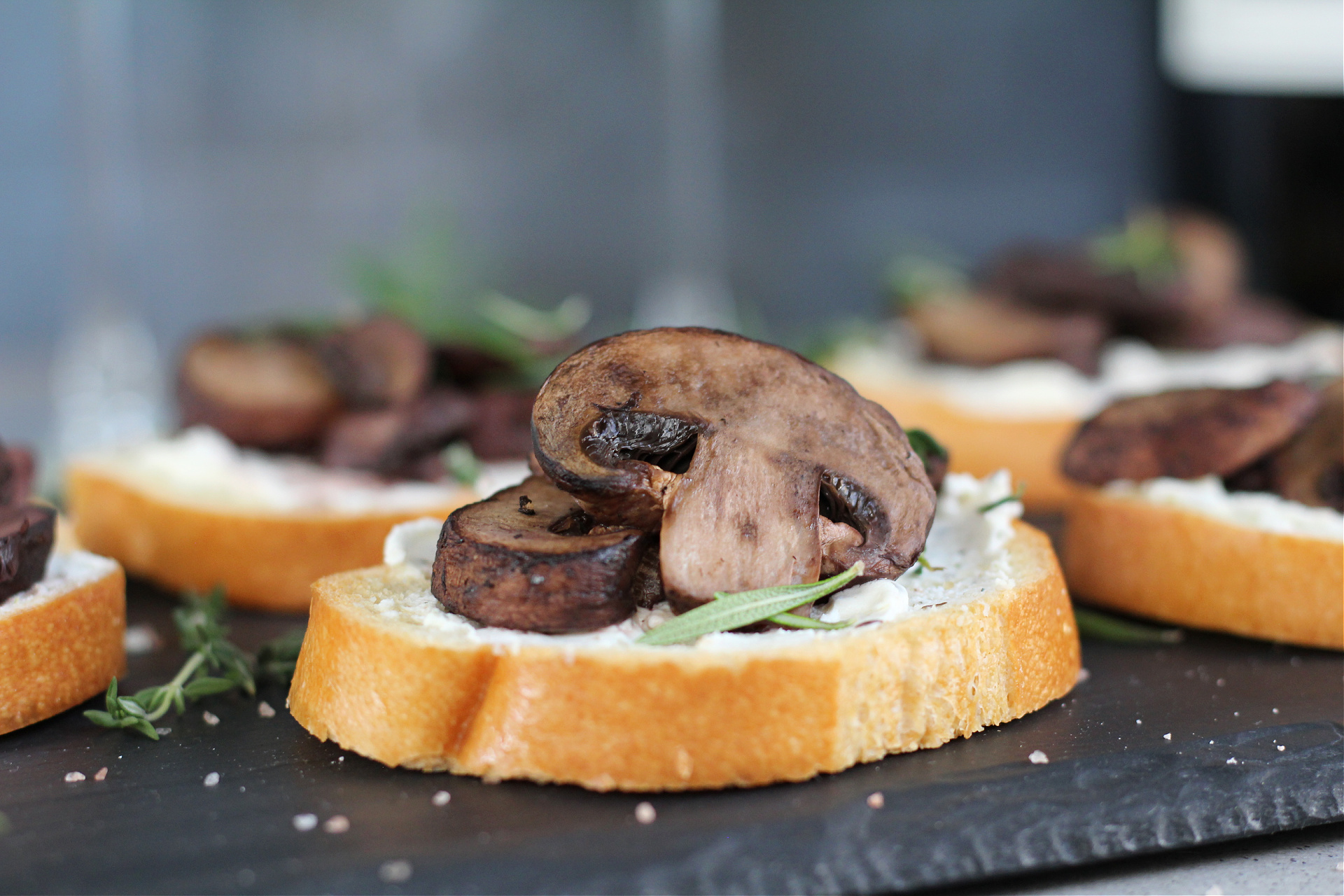 Roasted mushroom crostini with goat cheese 