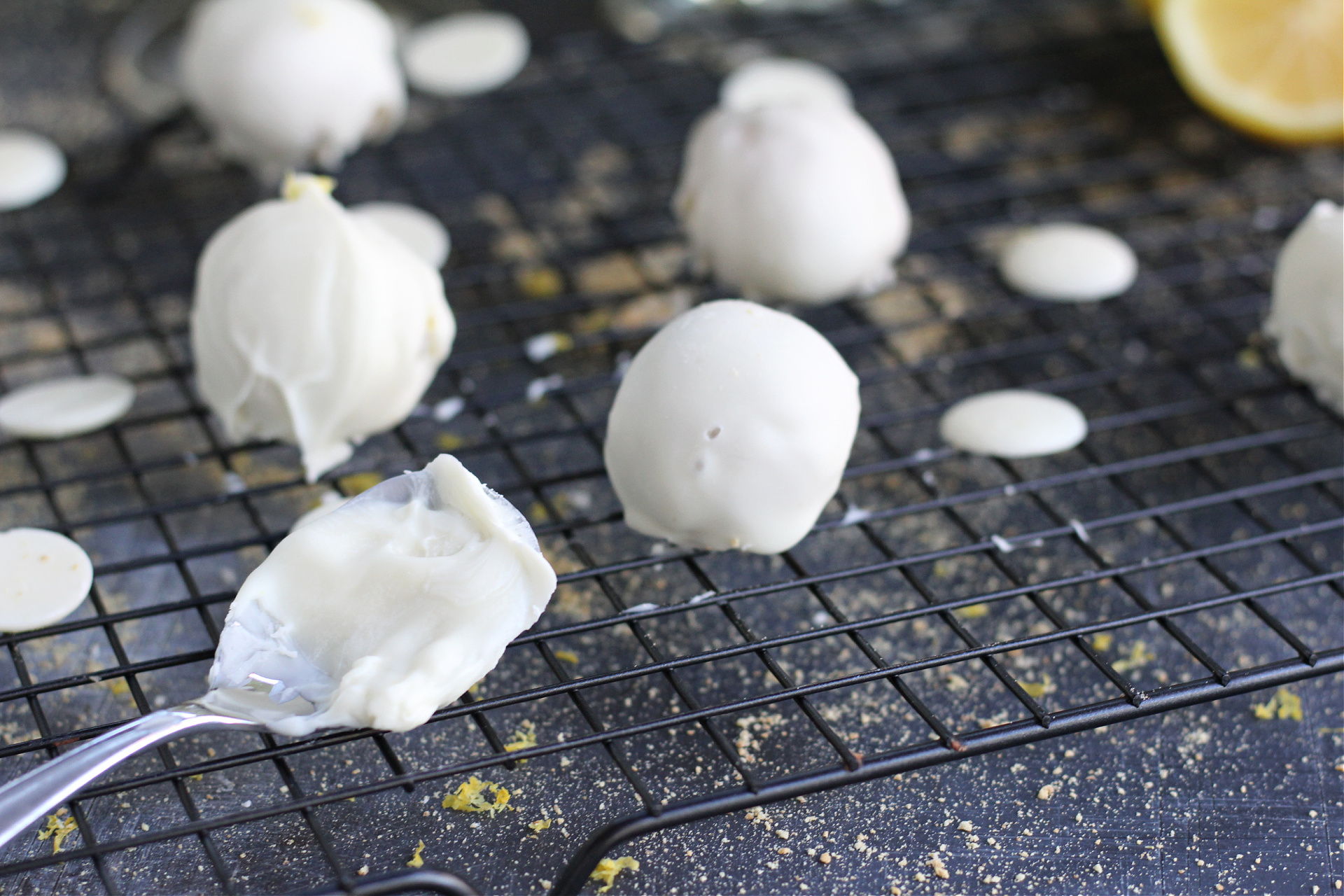 white chocolate cheesecake truffles