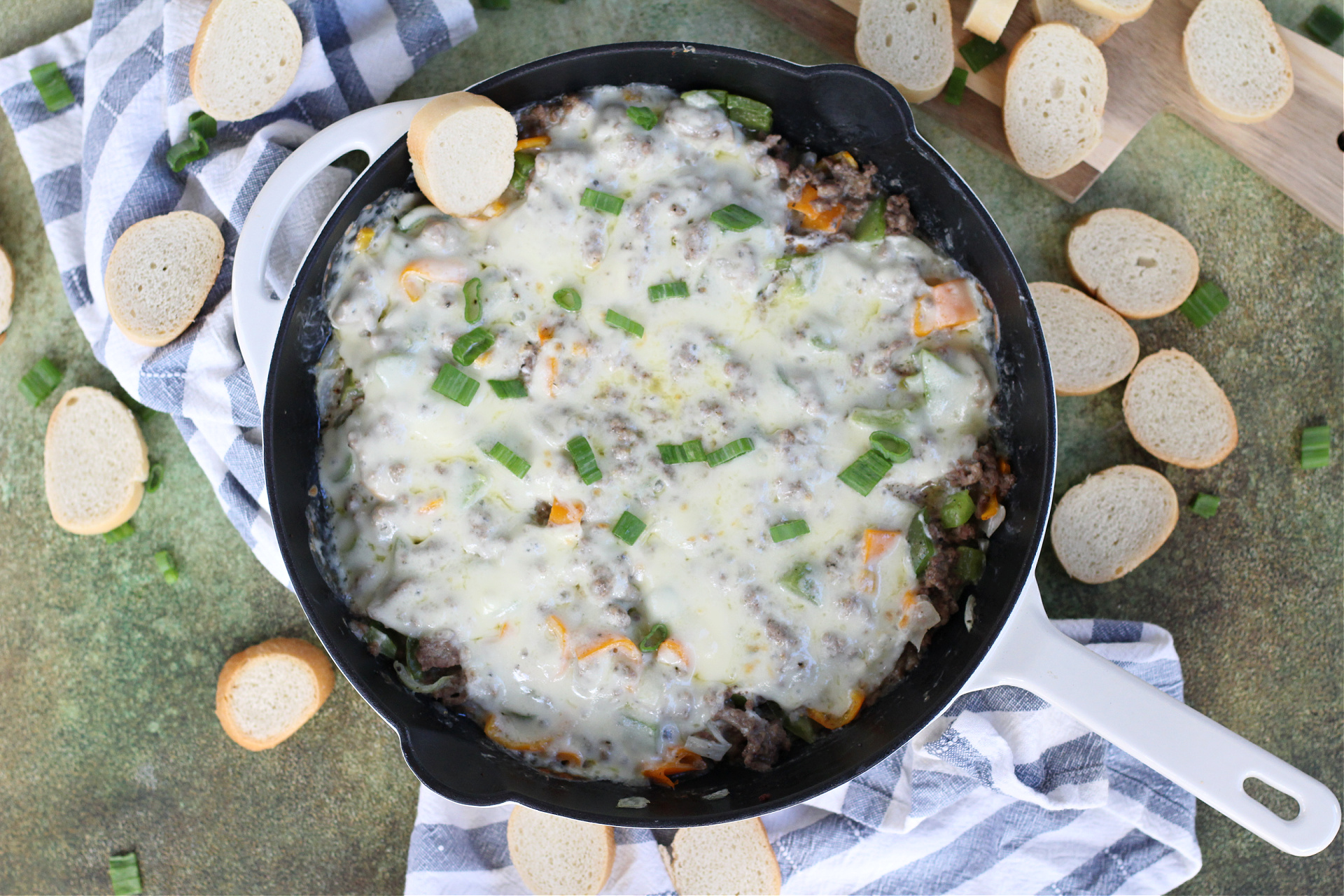 Easy Philly Cheesesteak Dip