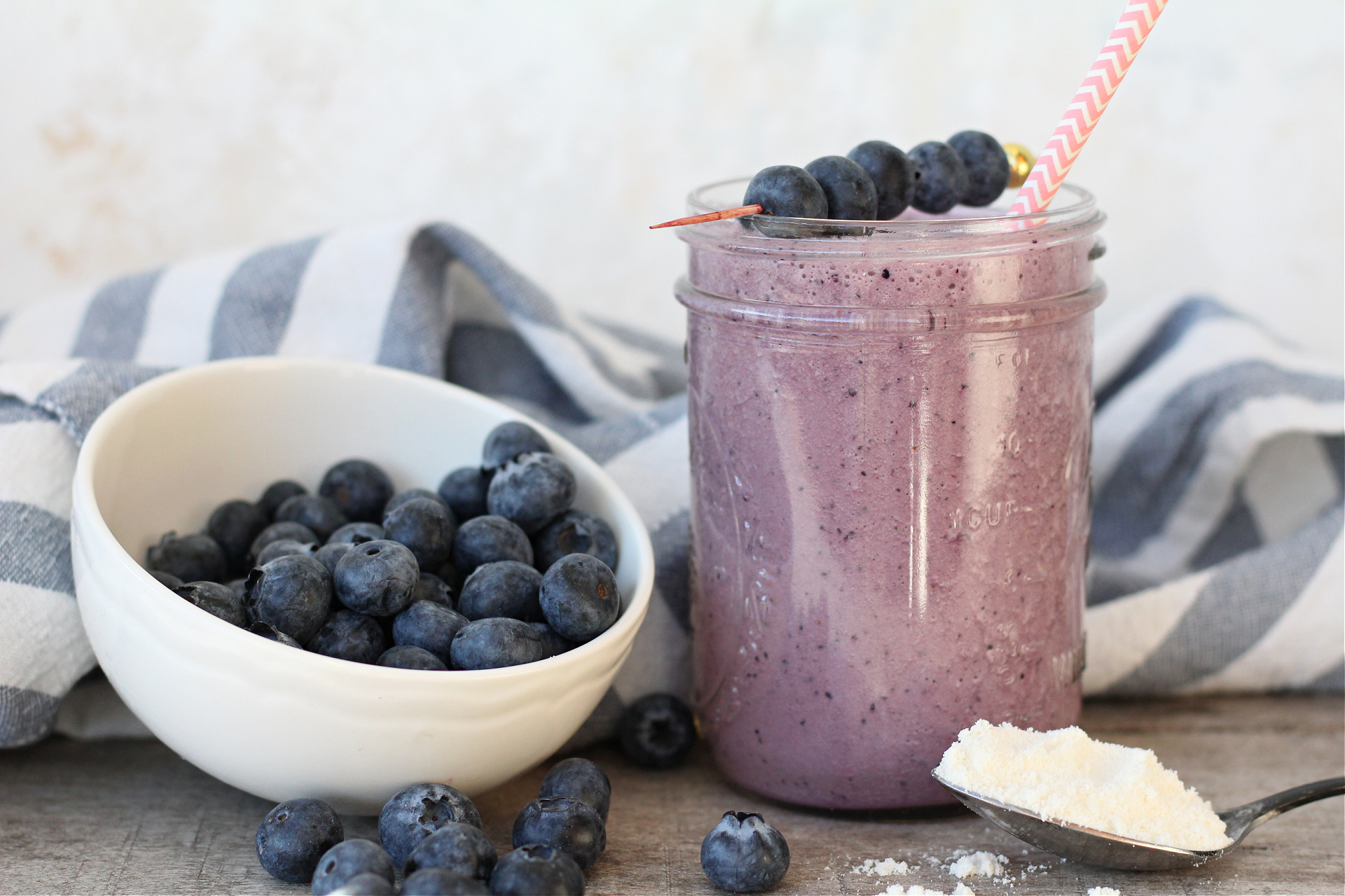 Antioxidant-rich beet blueberry smoothie recipe
