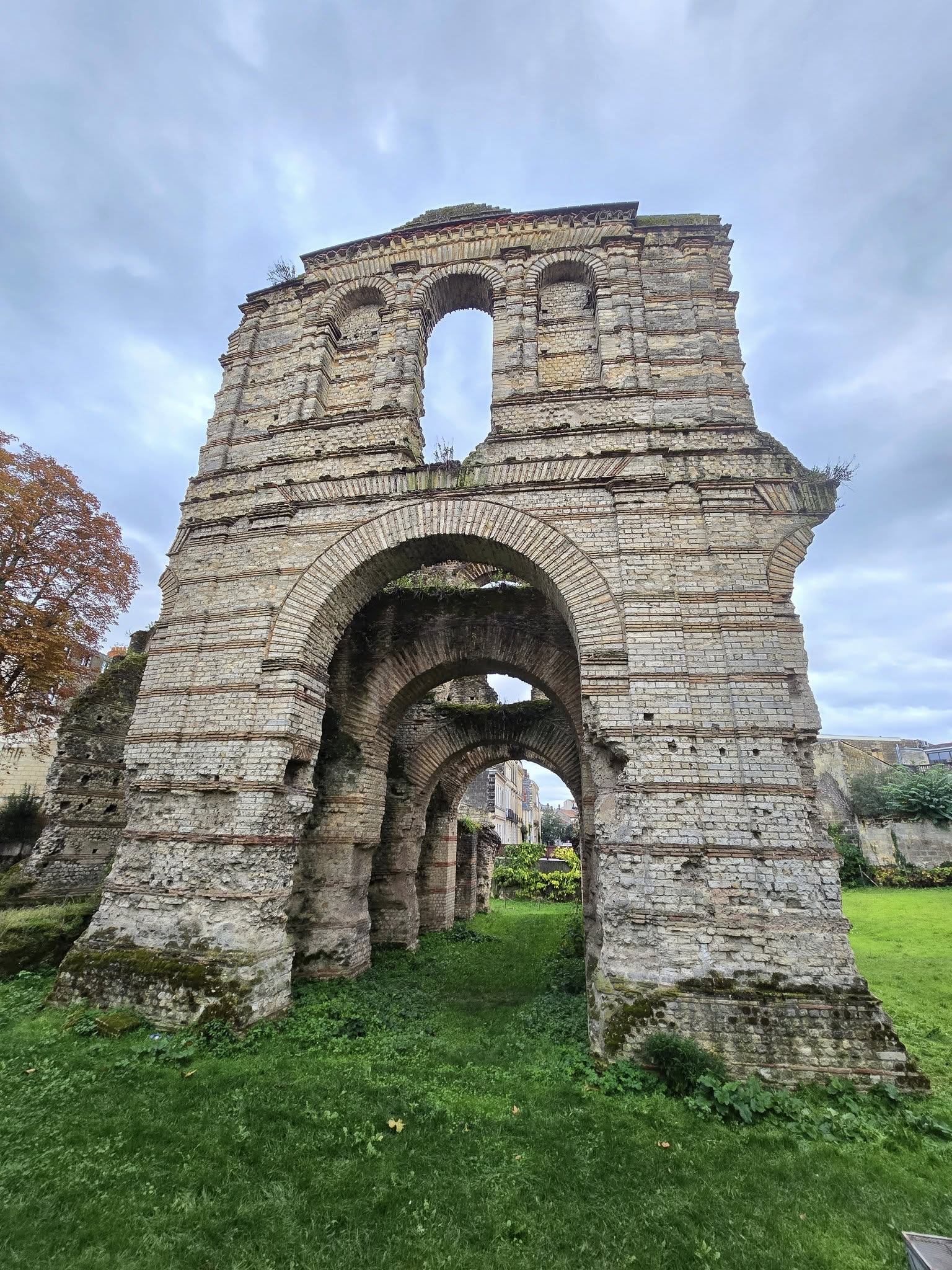 oldest coliseum in Bordeaux